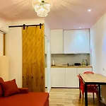 Hotel apartamentowy Hard Rock Saranda