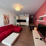 Hard Rock Hotel apartamentowy Saranda