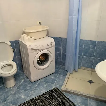 Hard Rock 3* Sarandë