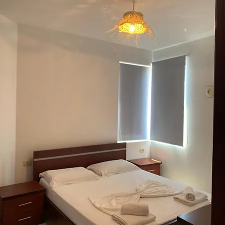 Hard Rock Apartmanhotel 3*