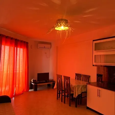 Hard Rock 3* Sarandë