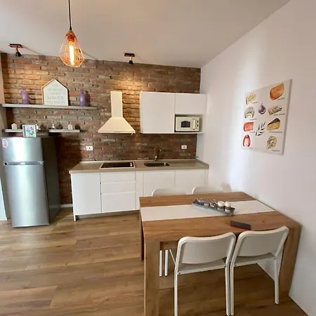 Hard Rock 3* Saranda