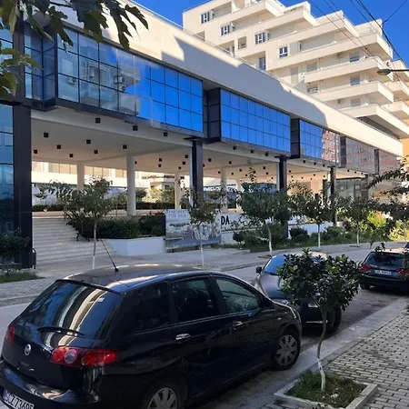 Aparthotel Hard Rock *