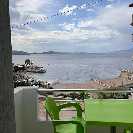 Hard Rock Aparthotel Sarande