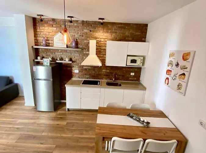 Aparthotel Hard Rock 3*