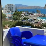 Ξενοδοχείο με διαμερίσματα Hard Rock Σαράντα