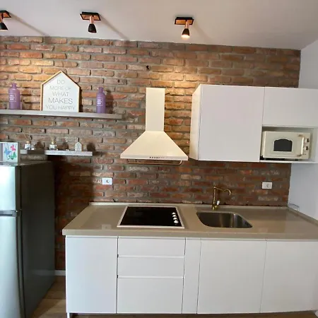 Hard Rock アパートホテル Sarandë